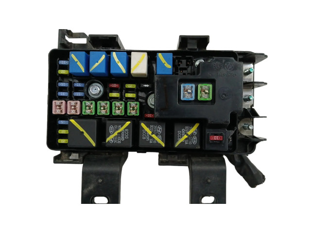 Pojistková skříňka Řídící jednotka BSM 919503K610 Hyundai Sonata 2010