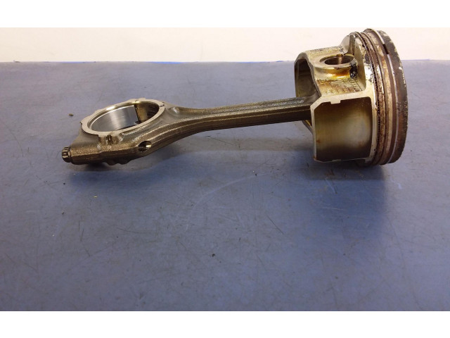 Поршень 4J11 Mitsubishi Outlander