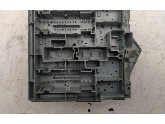 Блок предохранителей 50504455 Alfa Romeo 166