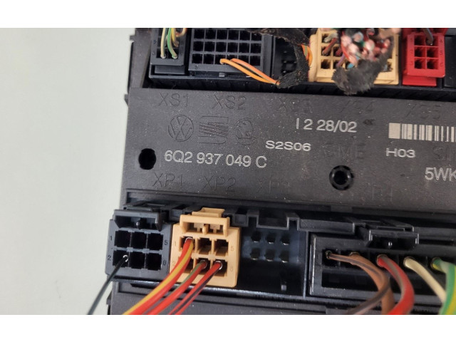 Блок управления двигателя 047906033J, 6Q2937049C   Skoda Fabia Mk1 (6Y)