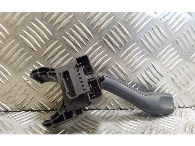 Ручка стеклоочистителей 036035255K Volkswagen Golf IV