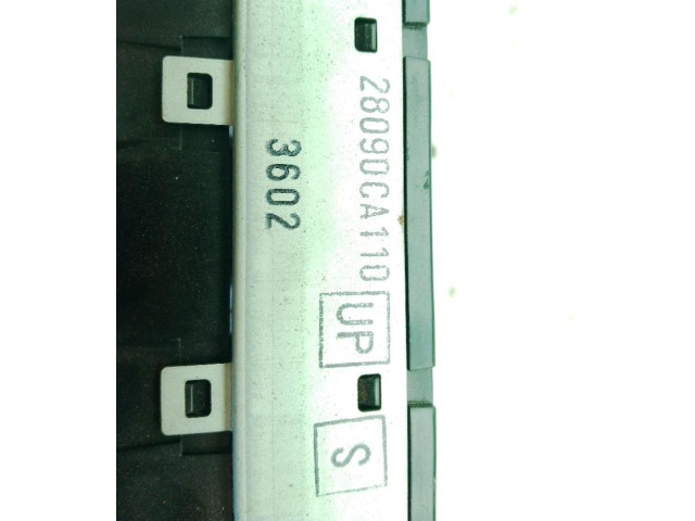 Дисплей 28090CA110 Infiniti FX