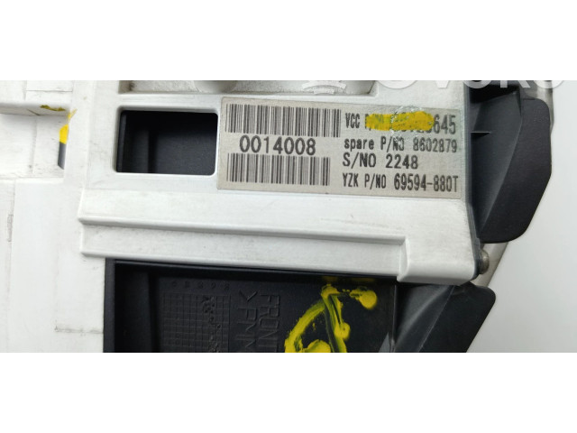 Панель приборов 8602879   Volvo C30       