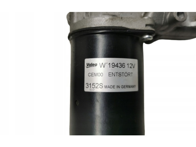 Двигатель стеклоочистителей