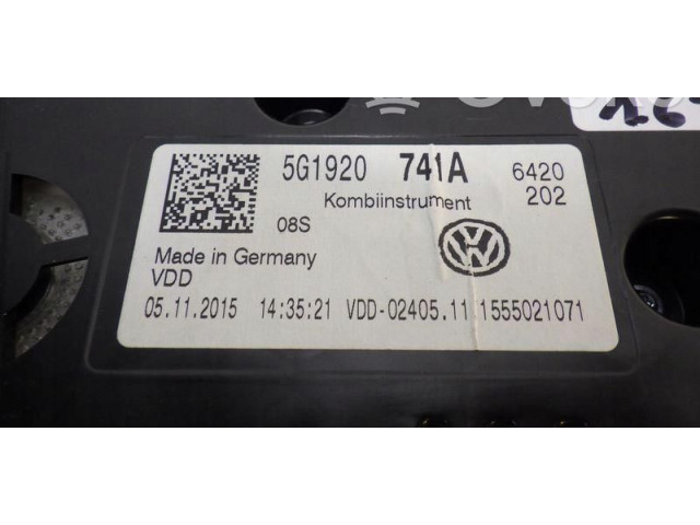 Панель приборов 5G1920741A Volkswagen Golf VII