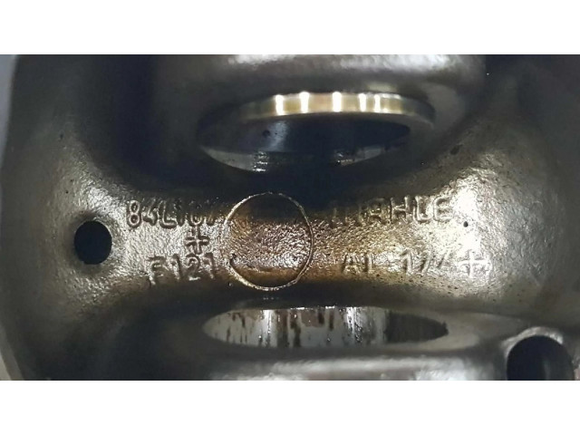 Píst 11257792745 BMW X6 E71 pro naftový motor 3.0