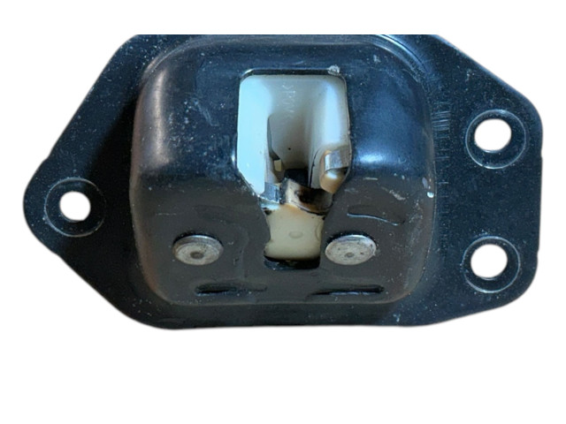 Zámek zadních dveří Nissan Juke I F15 2010