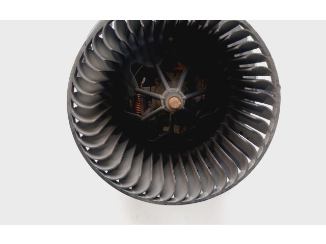 Вентилятор печки 1K1819015F Audi Q3 8U