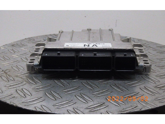 Блок управления двигателя 237104659S Dacia Duster II