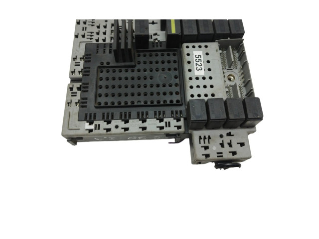 Блок предохранителей 8676285, 8645719   Volvo S80