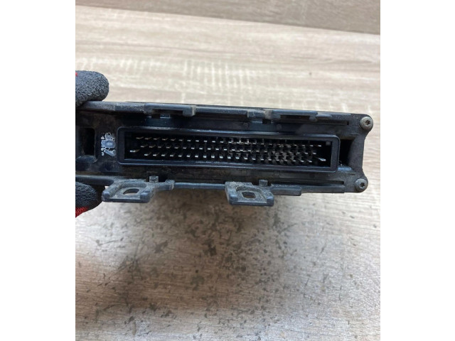 Блок управления коробкой передач 01M927733CG, 5WK33307   Audi A3 S3 8L