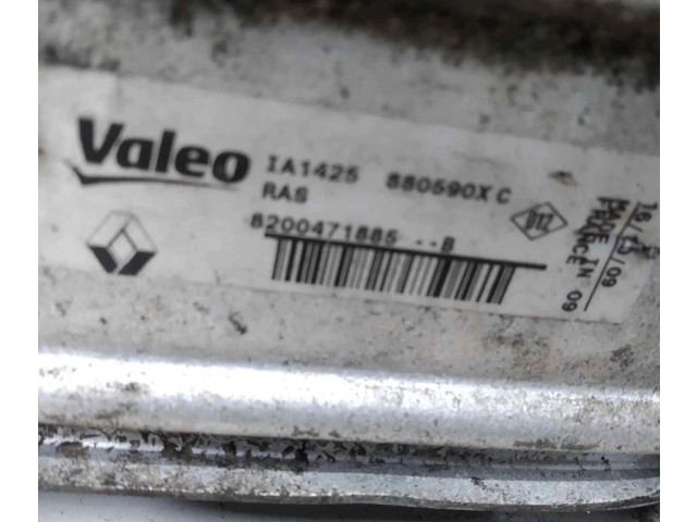 Интеркулер  8200471885B   Renault Clio III 