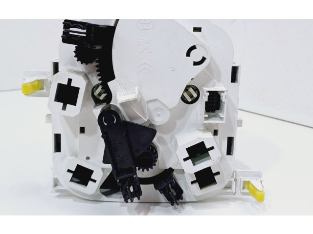 Блок управления климат-контролем 1611306080   Peugeot 108