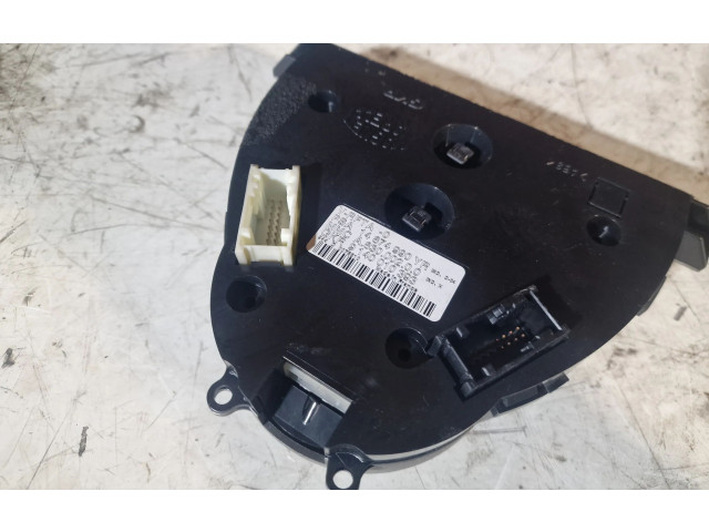 Блок управления климат-контролем    Citroen C8