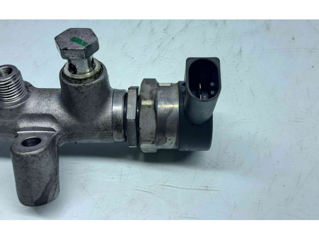 Топливная рампа 059130090CM   Audi A7 S7 4G  