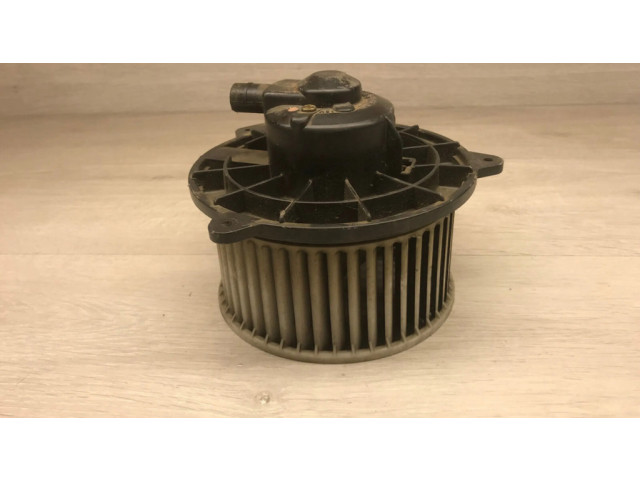 Вентилятор печки    BJ0EB04   Mazda 323 F