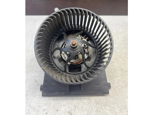 Вентилятор печки    1J1819021B, F657877G   Volkswagen Bora