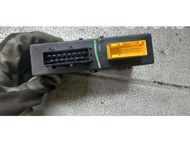 Блок управления Peugeot 806