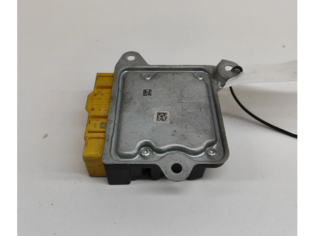 Подушка безопасности водителя A2069008913, A2069024004   Mercedes-Benz C W206