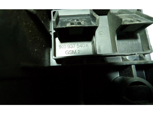 Pojistková skříňka 1K0937540A, 1K0937132F Volkswagen Caddy 2008