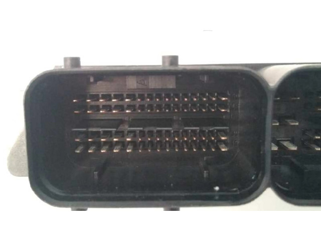 Řídící jednotka 03L906018QH, 0281019900 Audi RS Q3 2014