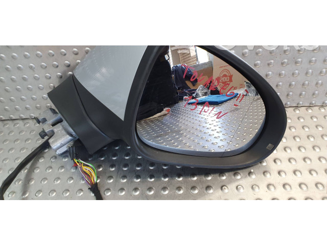 Zpětné zrcátko Volkswagen Touareg II 2013