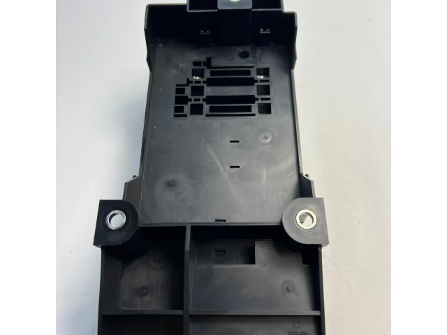 Pojistková skříňka 71405036 Lexus GS 300 350 430 450H 2007