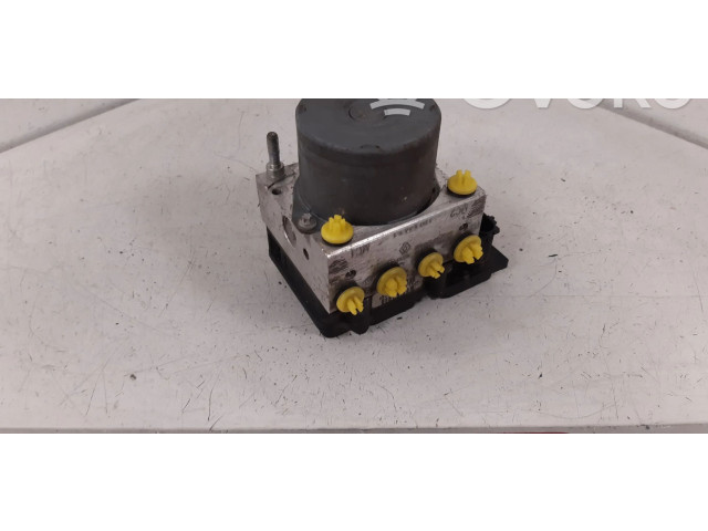 Блок АБС 8200229137, 0265231333 Renault Clio II 1998 - 2001 года