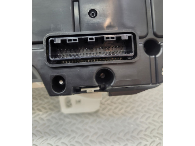 Панель приборов Bedford Astra