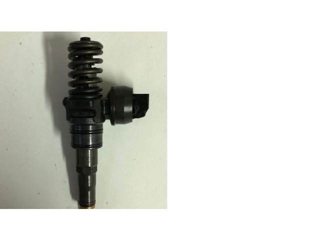 Vstřikovač 0414720314, 038130073BP Audi A4 S4 B6 8E 8H pro naftový motor 1.9