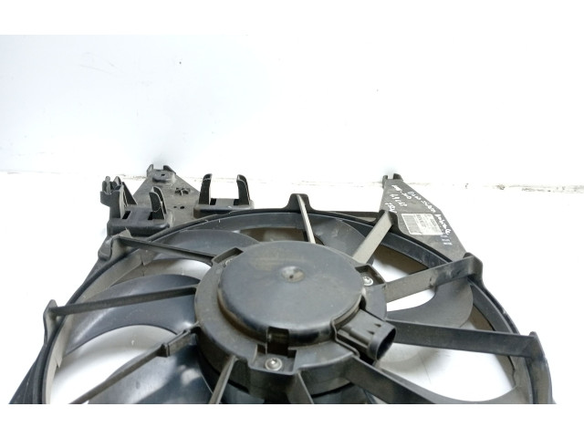 Вентилятор радиатора 8200765566, 820076556B Dacia Sandero