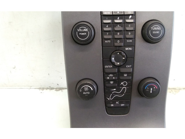 Блок управления климат-контролем 8623067   Volvo V50