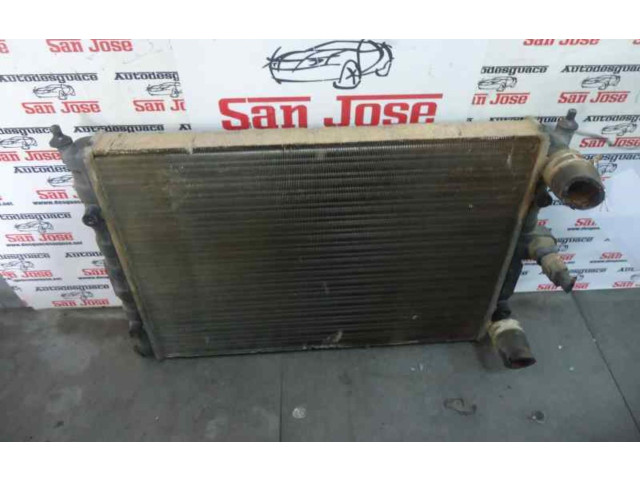 Радиатор охлаждающей жидкости Volkswagen Polo