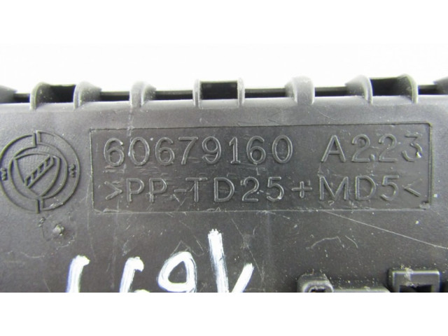   Pojistková skříňka 60679160   Alfa Romeo 156 2004