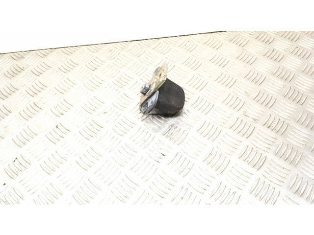 Ограничитель открытия двери