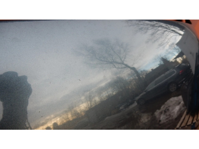 Капот двигателя