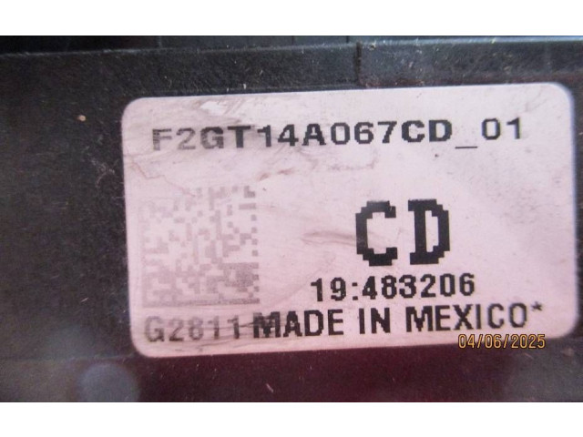 Блок предохранителей  F2GT14A067CD, 04062025   Ford S-MAX    