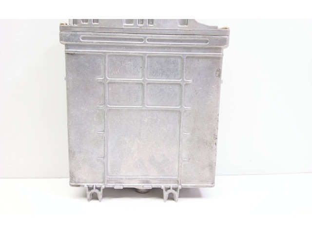 Блок управления двигателя 0281001906, 7700110648 Volvo S40, V40