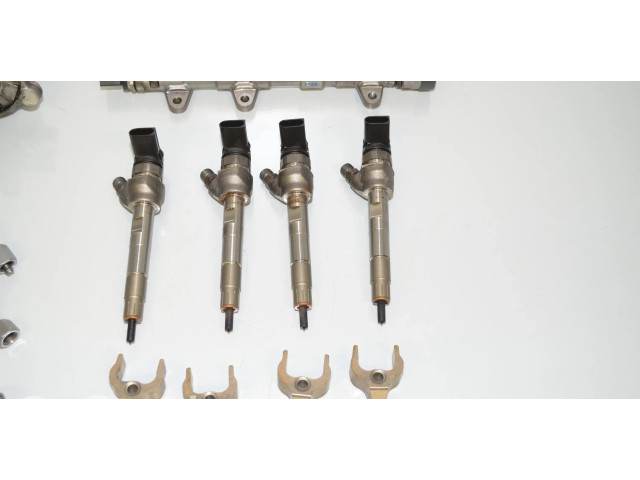 Vstřikovač 8579230, 13518579230 BMW 2 F46 pro naftový motor 2.0 F46 220d 140kw B47C20B 220 d xDrive (2014 - -, 2 L, 140