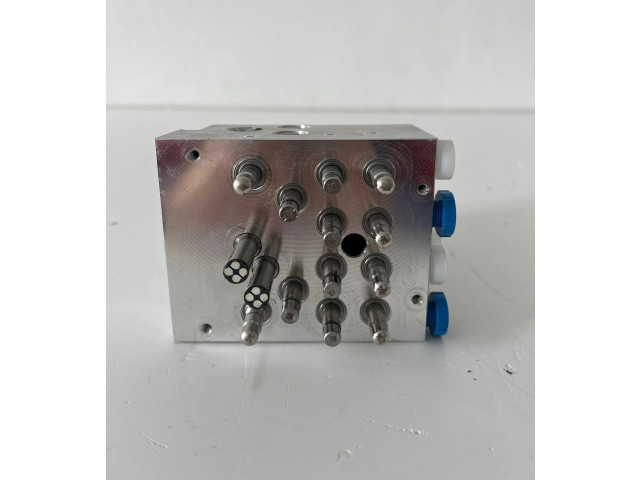 Jednotka ABS 9J1614095, 9J1.614.095.RY Porsche Taycan 9J1 2020