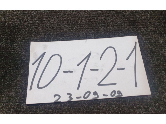 Блок управления 8264102040, MB2323008521   Toyota Corolla Verso E121