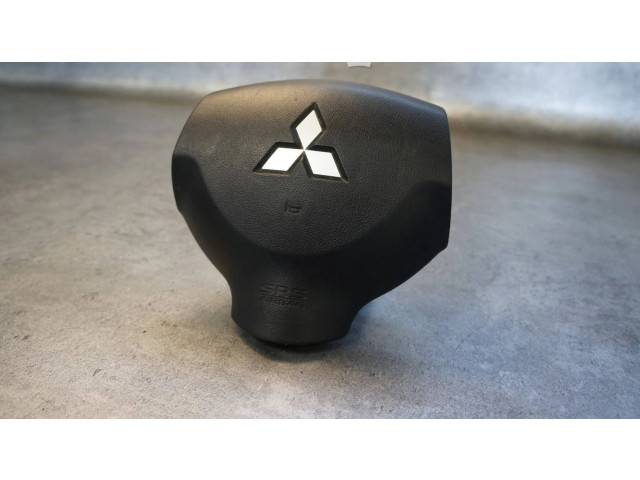 Подушка безопасности водителя 7030A088XB Mitsubishi Outlander