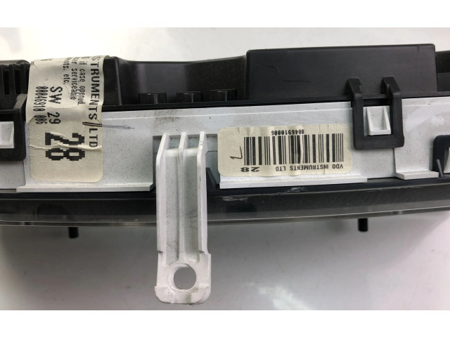 Přístrojová deska Toyota Avensis T220 2000 8380005280