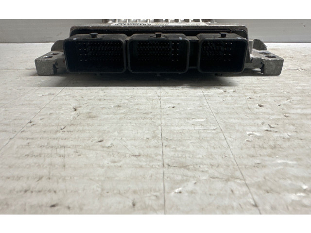 Блок управления двигателя 31269189   Volvo V70