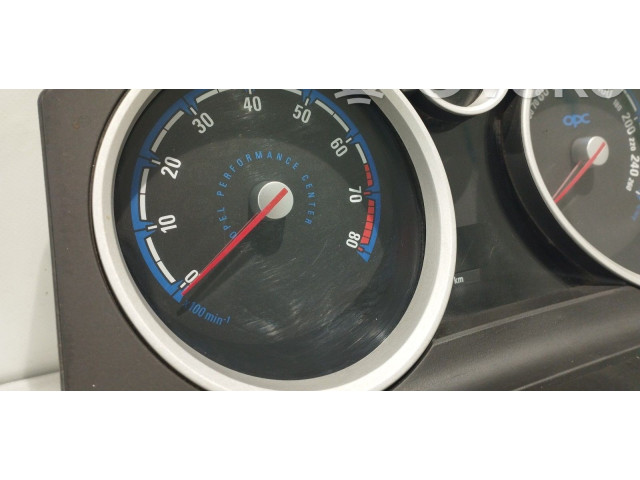 Přístrojová deska Opel Zafira C 2006 13230600