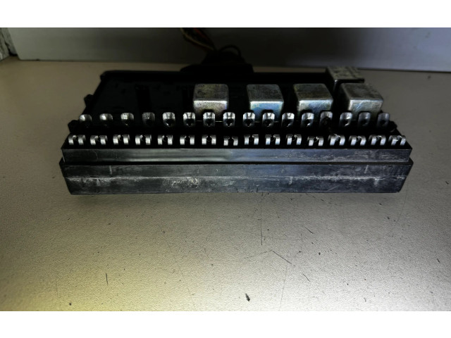 Pojistková skříňka 37003120383, 370031203 Lada Samara 1996