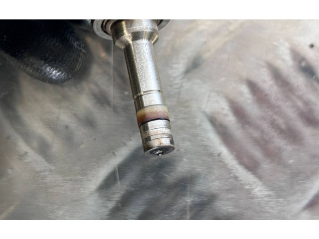 Форсунка 0261500    Maserati Levante   