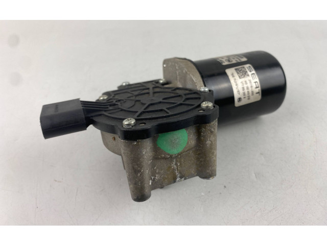 Двигатель стеклоочистителей 577955113A   Skoda Karoq