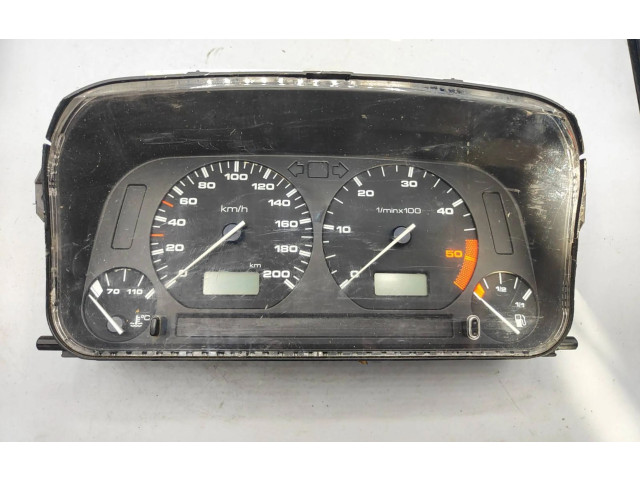 Панель приборов 87001323 Volkswagen Caddy