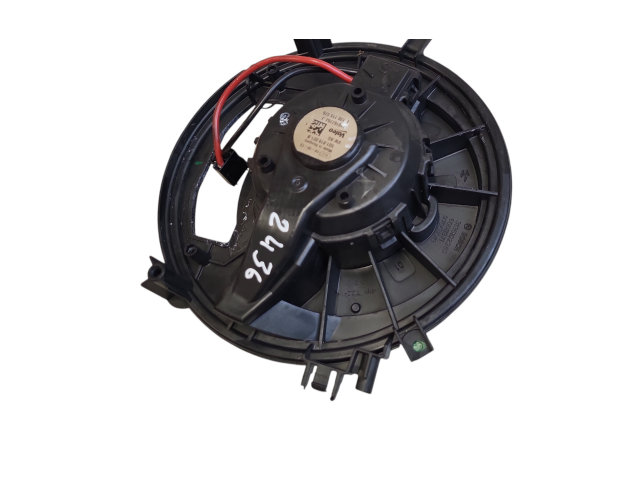 Вентилятор печки 3135102369, 60011971 Audi A3 S3 8V